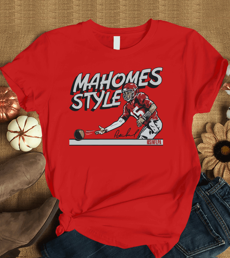 MAHOMES STYLE NFLPA Football Quarterback Signature T-Shirt