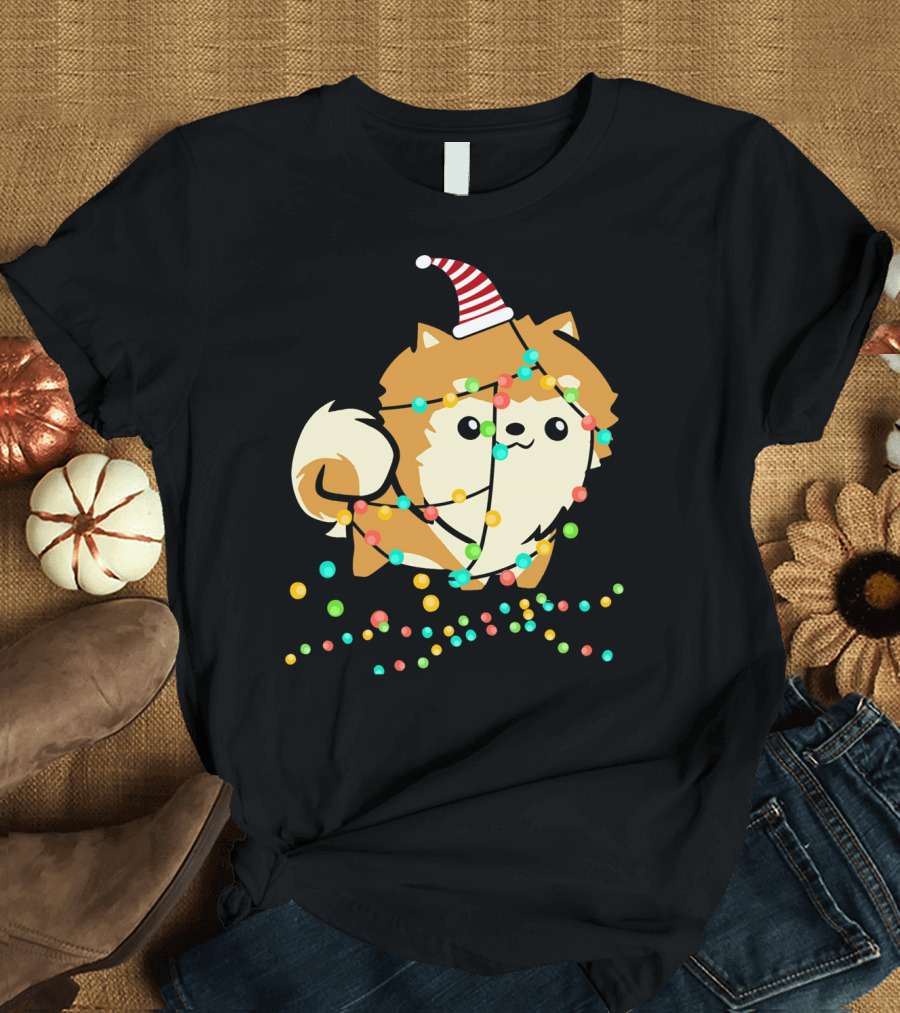 Christmas Lights Pomeranian Santa Hat T-Shirt