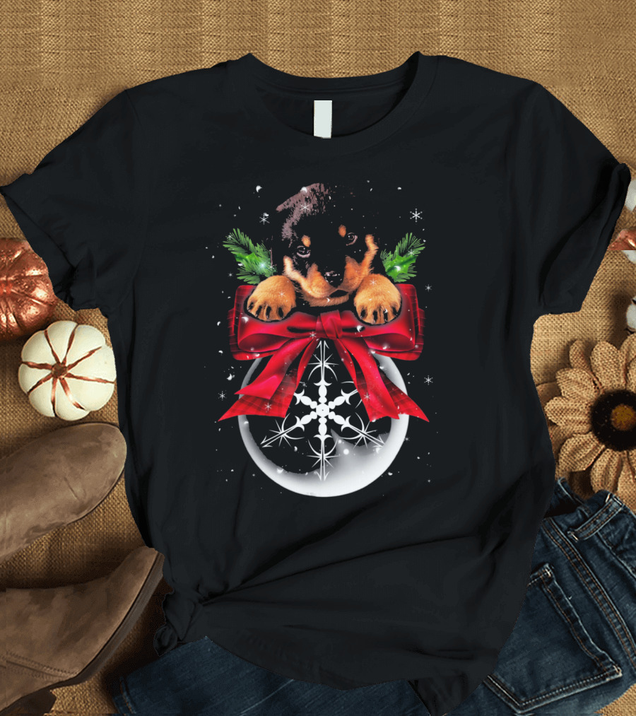 Rottweiler Puppy Christmas Bauble Snowflake Noel T-Shirt