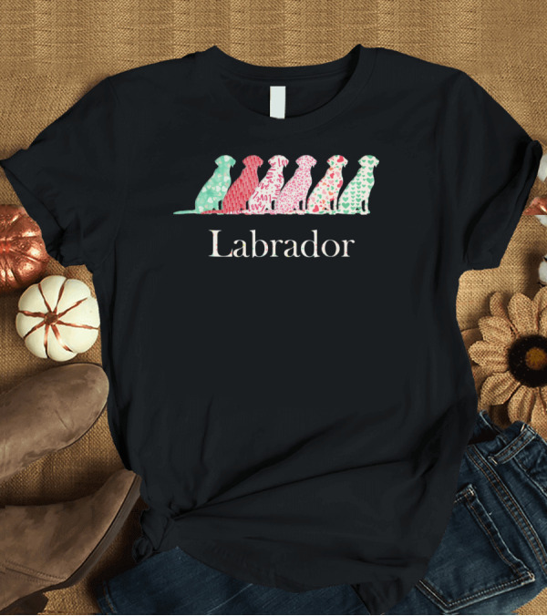 T-Shirt: Labrador Love Hearts Valentine's Day Labrador Retriever T-Shirt Labrador Love Hearts Valentine's Day Labrador Retriever T-Shirt