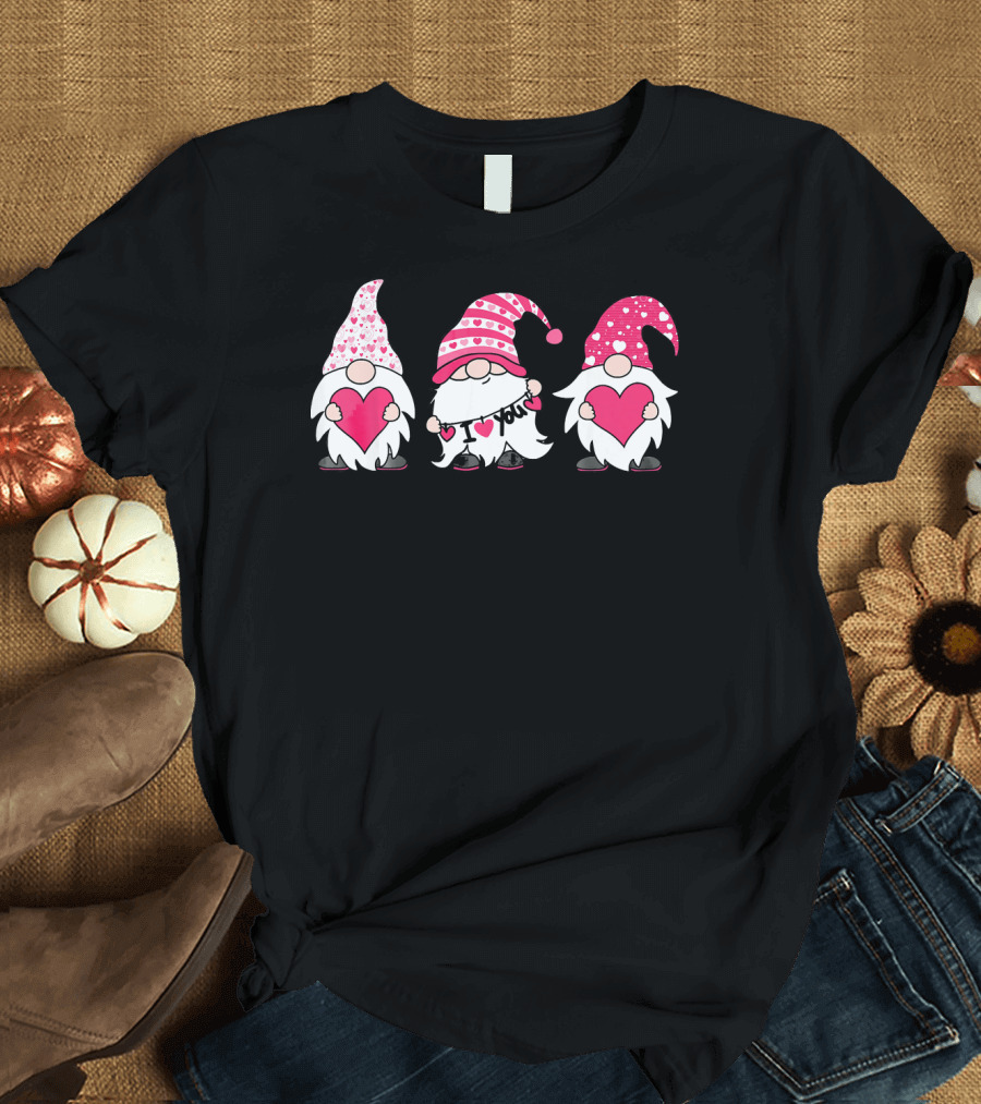 Cute Three Gnomes Holding I Love You Hearts T-Shirt