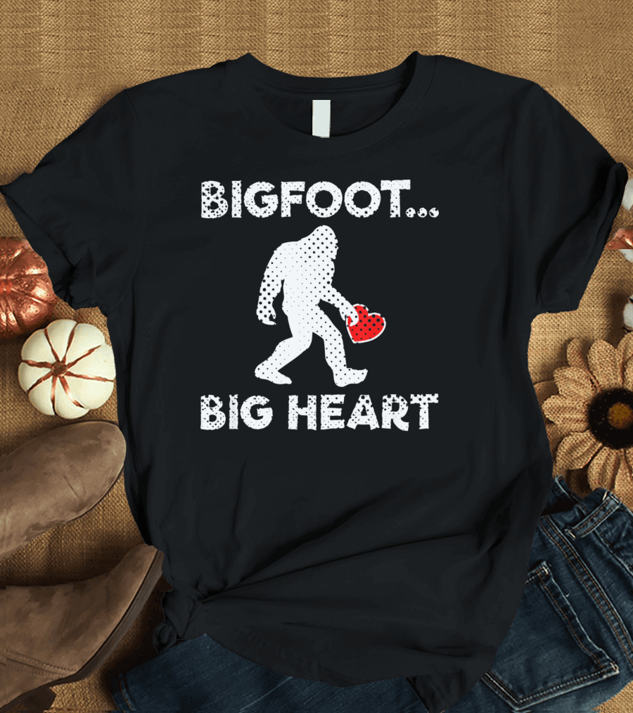 Bigfoot Big Heart Valentine's Day Funny Bigfoot Heart T-Shirt