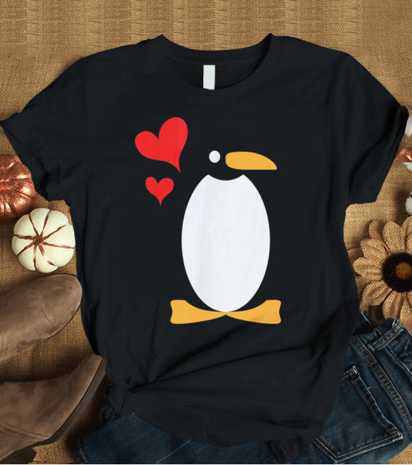 T-Shirt: Penguin with Red Hearts T-Shirt Penguin with Red Hearts T-Shirt