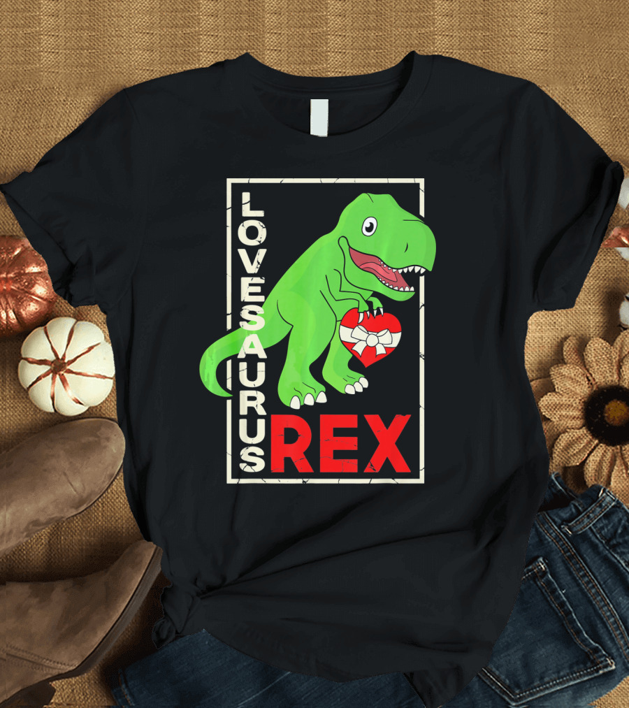 Lovesaurus Rex Dinosaur Valentin Holding Heart T-Shirt