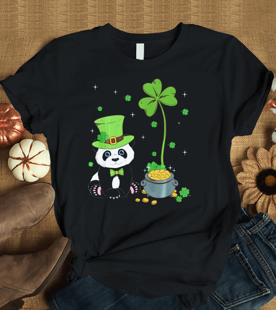 Shamrock Leprechaun Panda St Patricks Pot of Gold T-Shirt