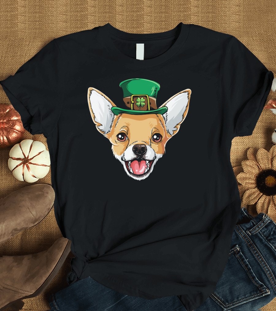 Chihuahua Leprechaun Hat Shamrock T-Shirt