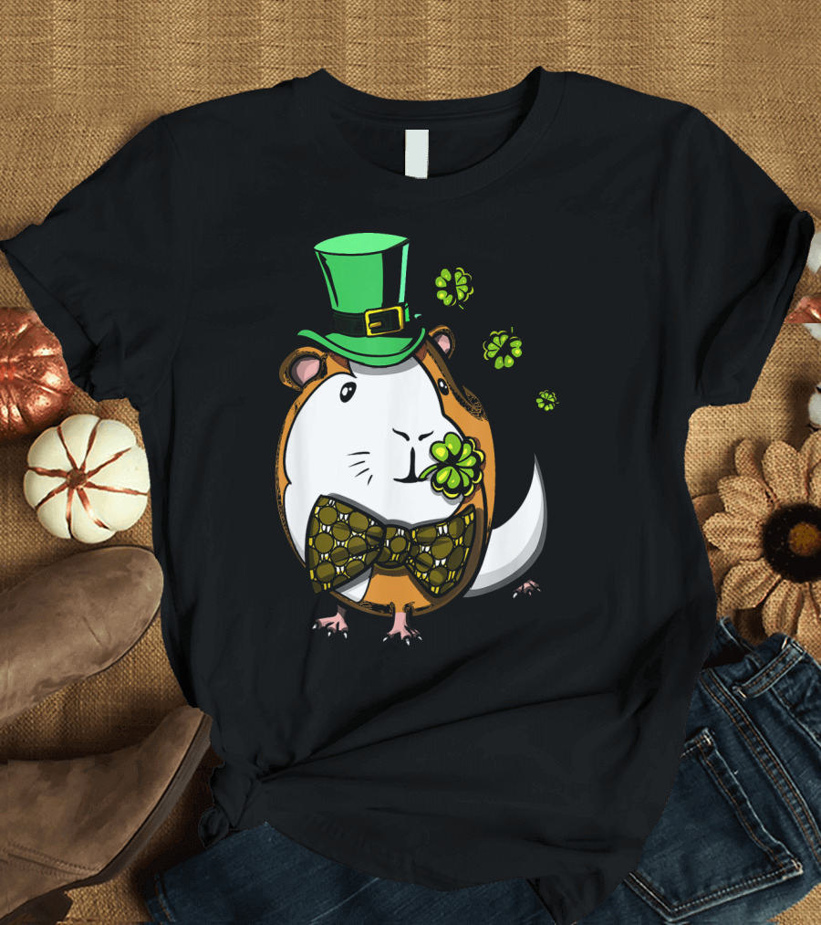 Leprechaun Guinea Pig St Patricks Irish Clover Bow Tie Green Hat T-Shirt