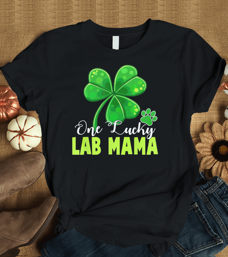 One Lucky Lab Mama Shamrock Paw Prints T-Shirt