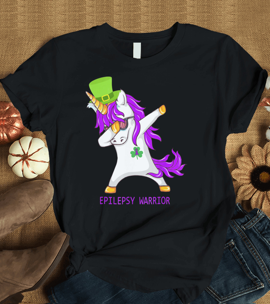 Unicorn Epilepsy Warrior Dabbing with Green Hat and Shamrock T-Shirt