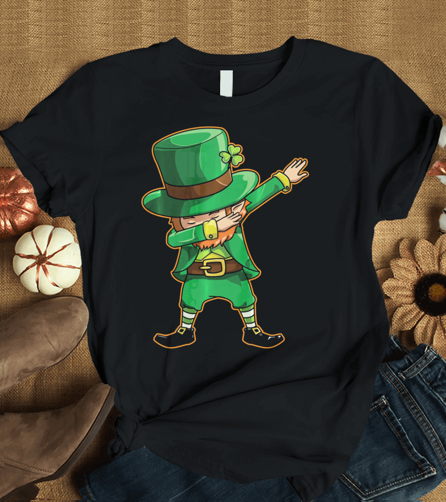 Funny Leprechaun Dabbing Dance Icon in Green Outfit and Hat T-Shirt