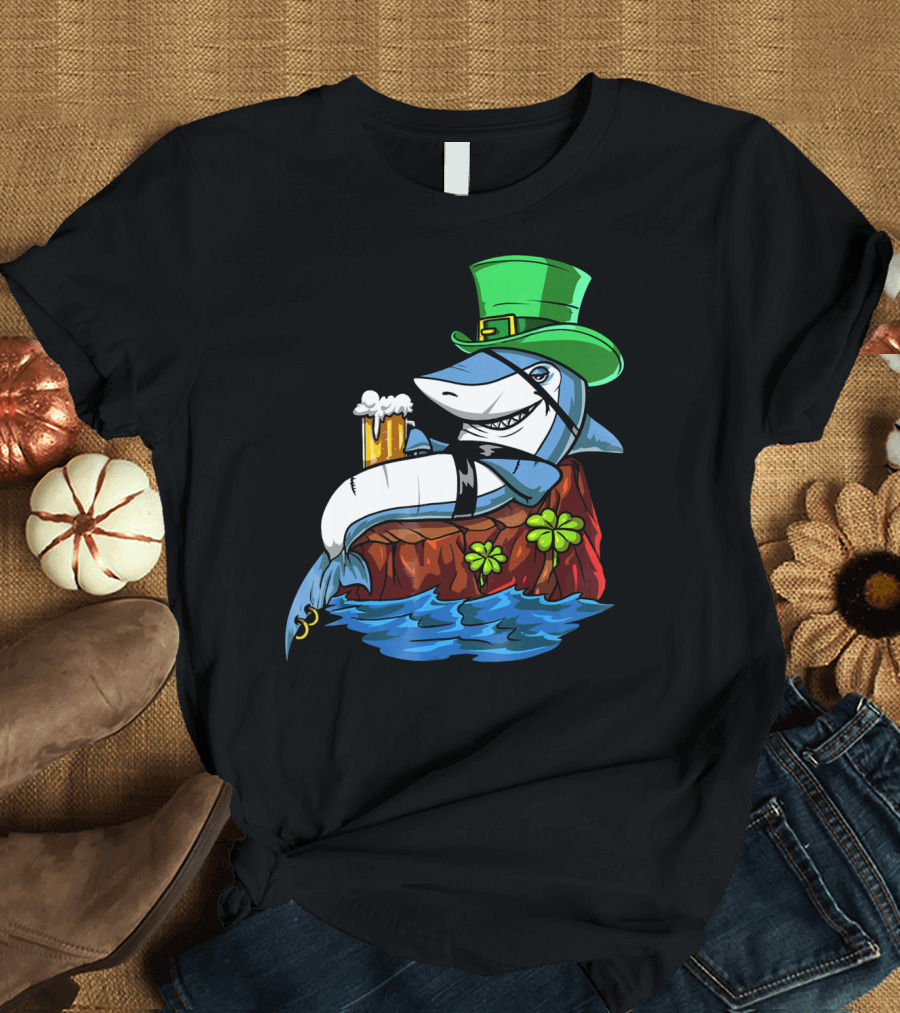 Leprechaun Shark Pirate St Patricks Beer Shamrock Rock T-Shirt