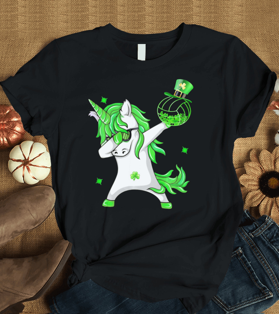 Happy St Patricks Day Dabbing Unicorn with Shamrock Hat and Green Hair T-Shirt