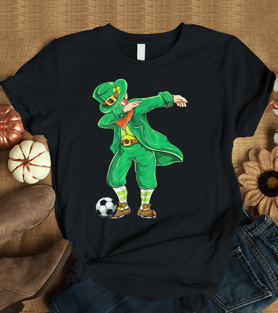 Dabbing Leprechaun Irish Soccer with Football and Shamrock Hat T-Shirt