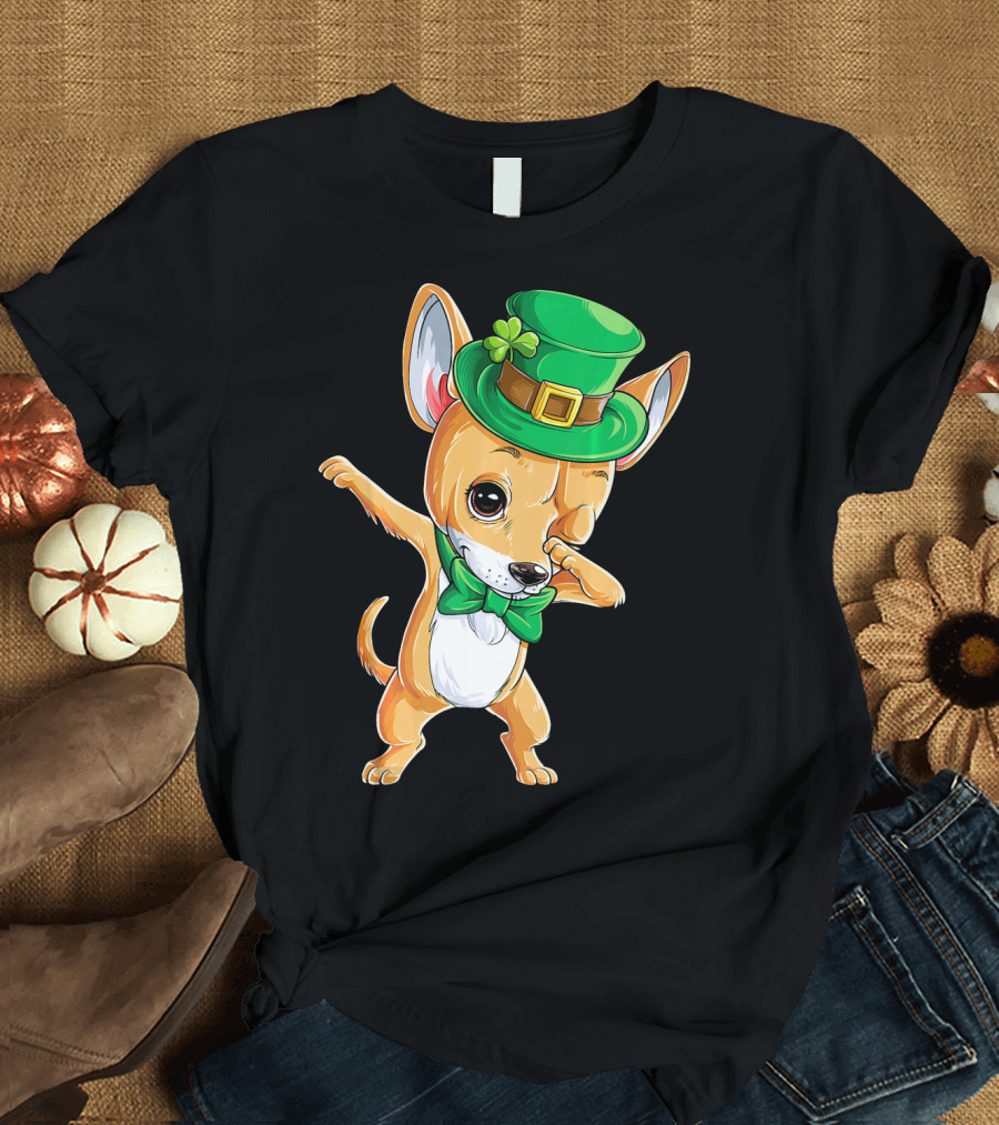 St. Patrick's Day Dabbing Chihuahua Leprechaun Hat T-Shirt