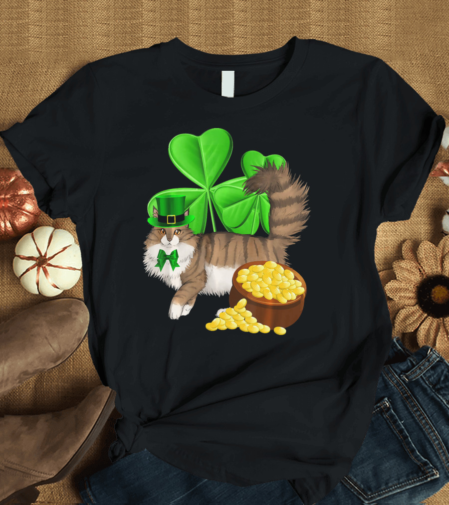 Norwegian Forest Cat Shamrock Gold T-Shirt