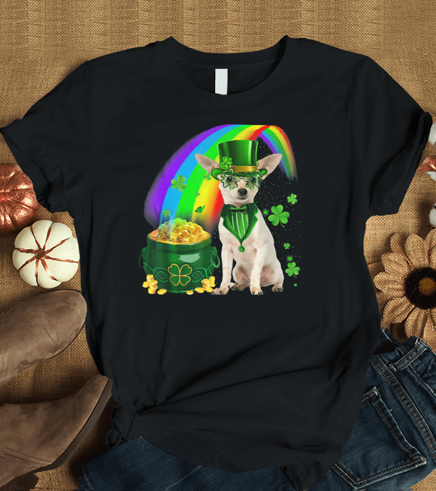 Chihuahua Irish Leprechaun with Shamrock and Rainbow Coin Pot T-Shirt