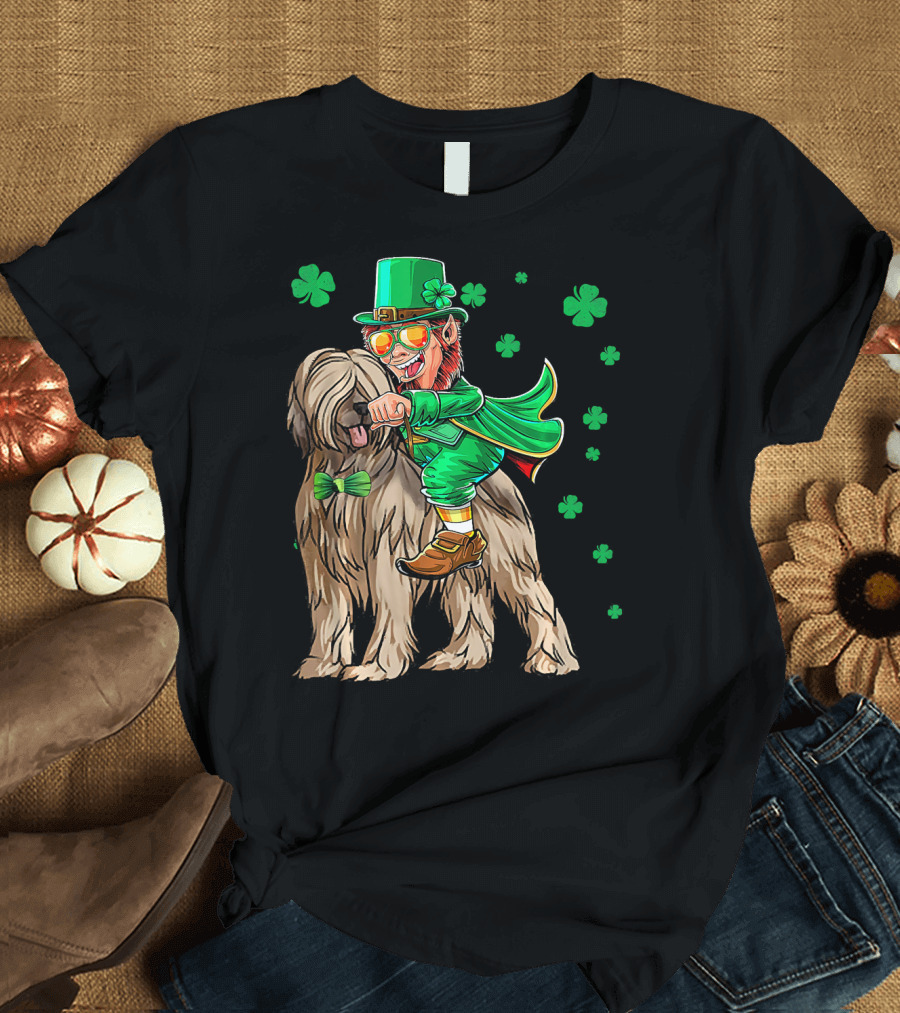 Leprechaun with Briard Surrounded by Shamrocks for St. Patrick's Day T-Shirt