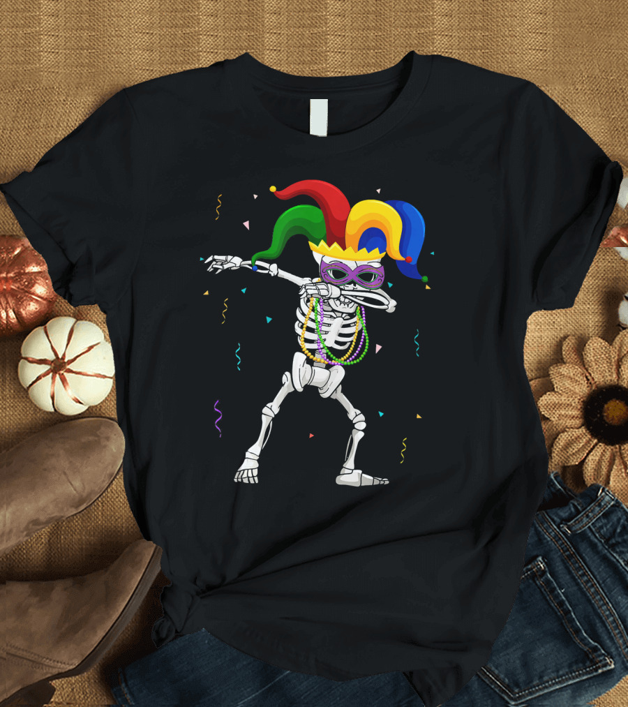 Skeleton Mardi Gras Jester Mask Dabbing with Beads and Confetti T-Shirt