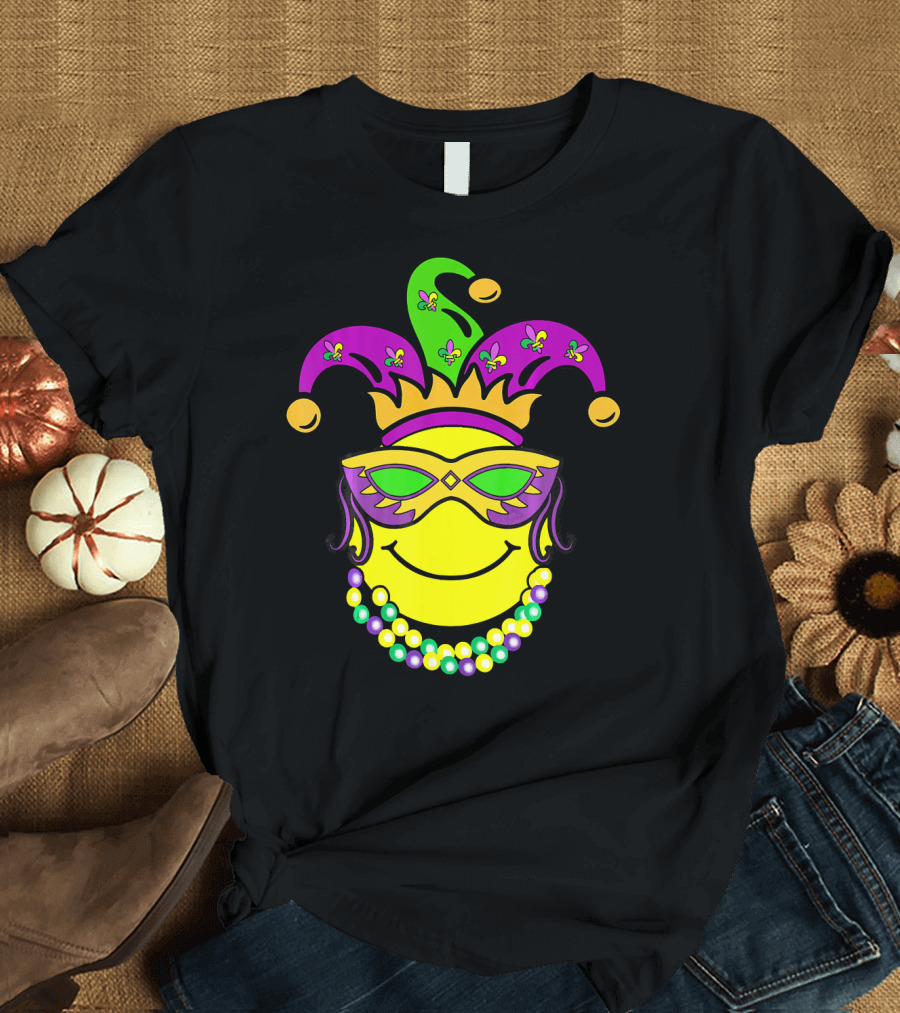 Mardi Gras Emoji Jester Mask Fleur-de-Lis Beads Funny Mardi Gras Lover T-Shirt