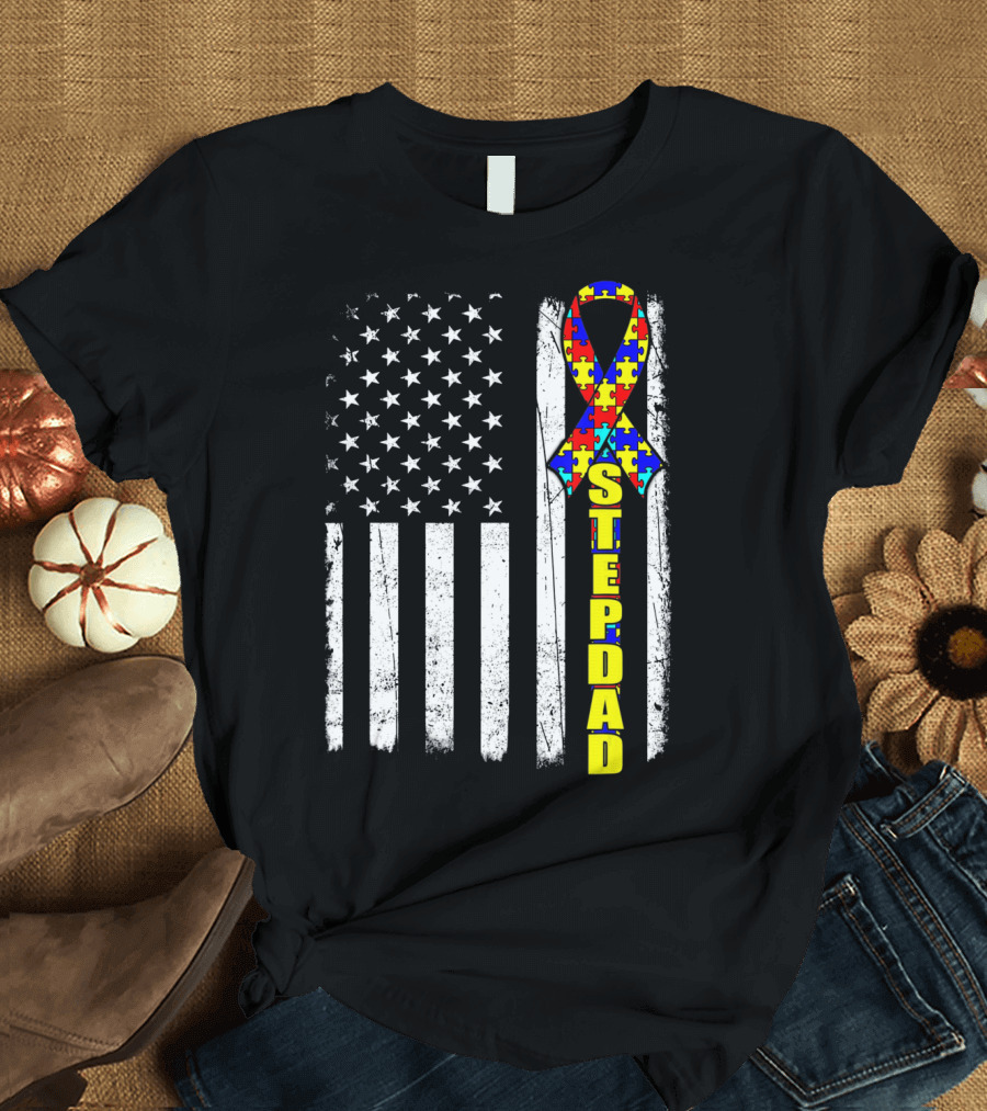 Stepdad Autism Awareness Puzzle Ribbon American Flag T-Shirt