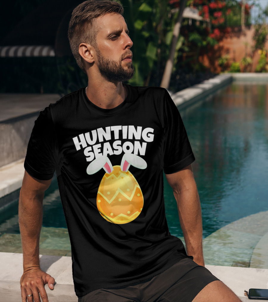 Hunting Season Happy Easter Egg Bun With Bunny Ears T-Shirt
