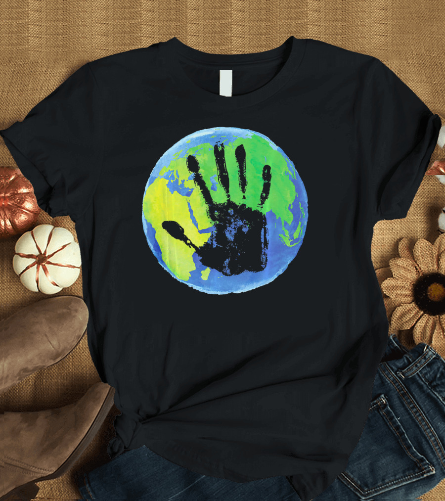 Earth Day Globe with Handprint Nature Conservation T-Shirt