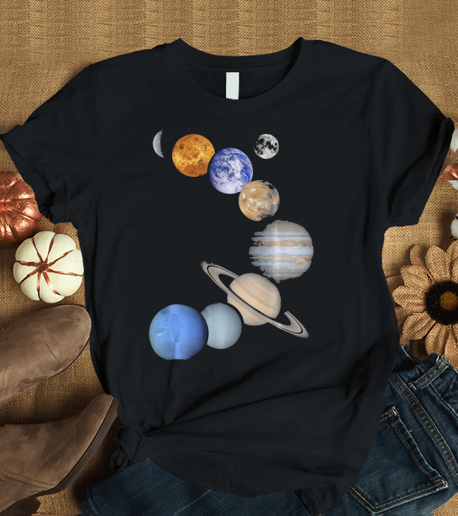 Planet Solar System Earth Moon Sun Mars Jupiter Saturn Neptune Uranus T-Shirt