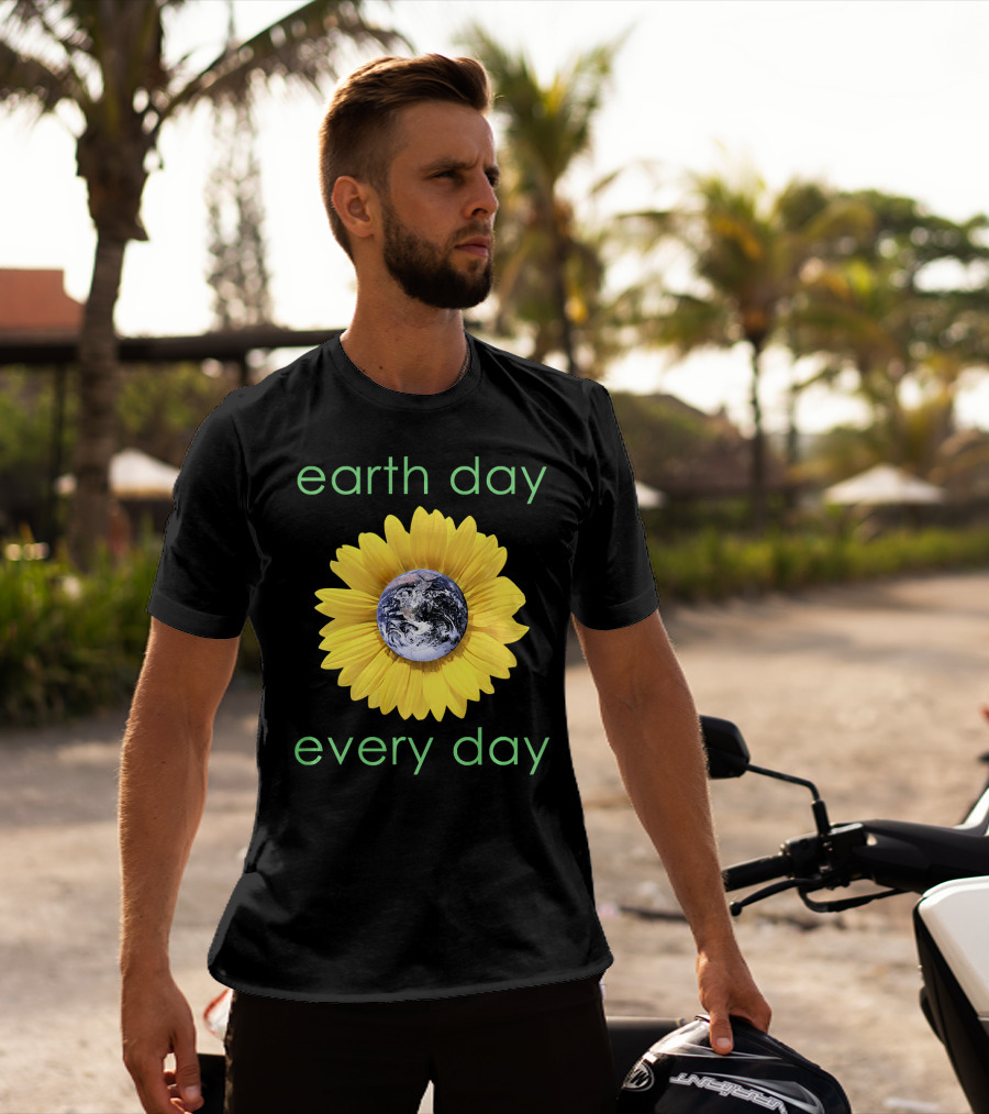 Earth Day Every Day Sunflower Globe Green Environment T-Shirt