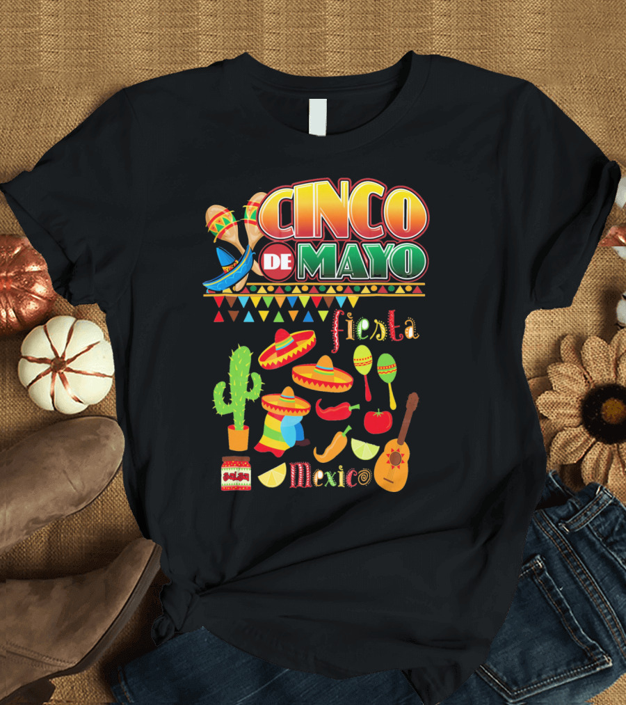 Cinco De Mayo Fiesta Mexico Cactus Sombrero Maracas Guitar Lime Chilli Peppers Icons T-Shirt