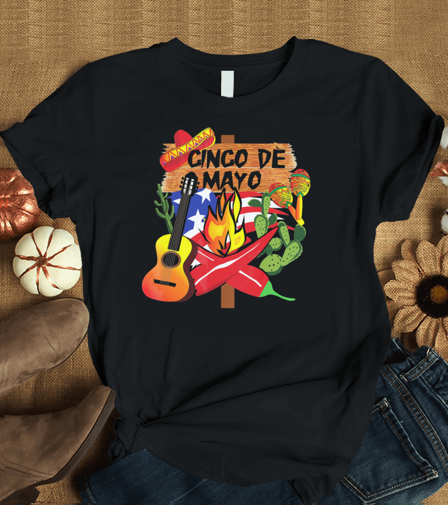 Cinco de Mayo America Loves Mexico with Sombrero Guitar Peppers Cactus and Maracas T-Shirt