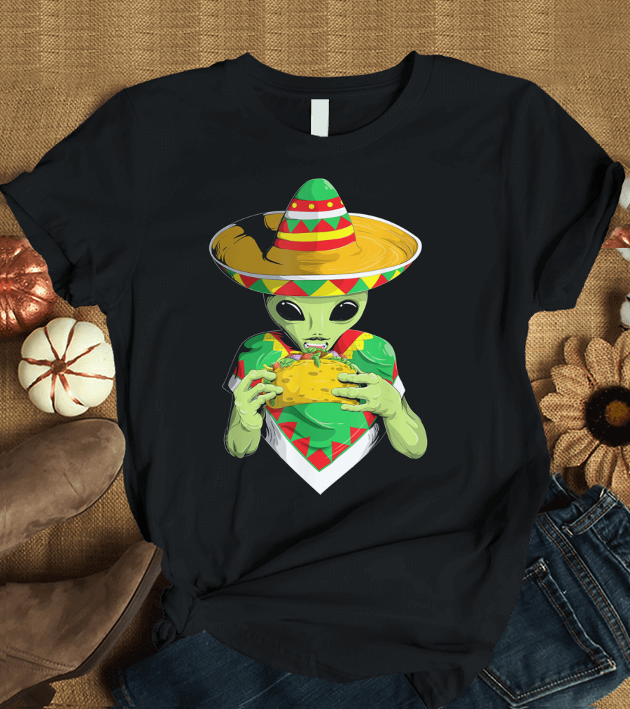 Cinco De Mayo Sombrero Alien Eating Taco T-Shirt