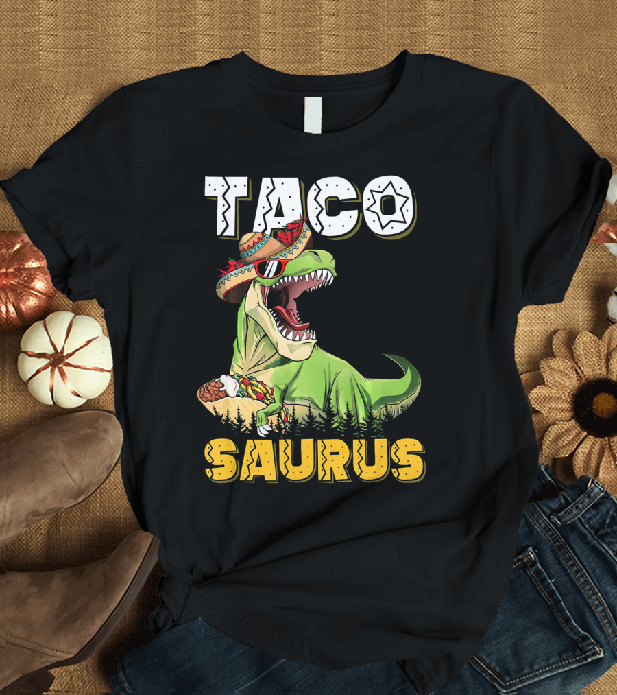 Taco Tacosaurus Cinco Dinosaur in Sombrero with Taco T-Shirt