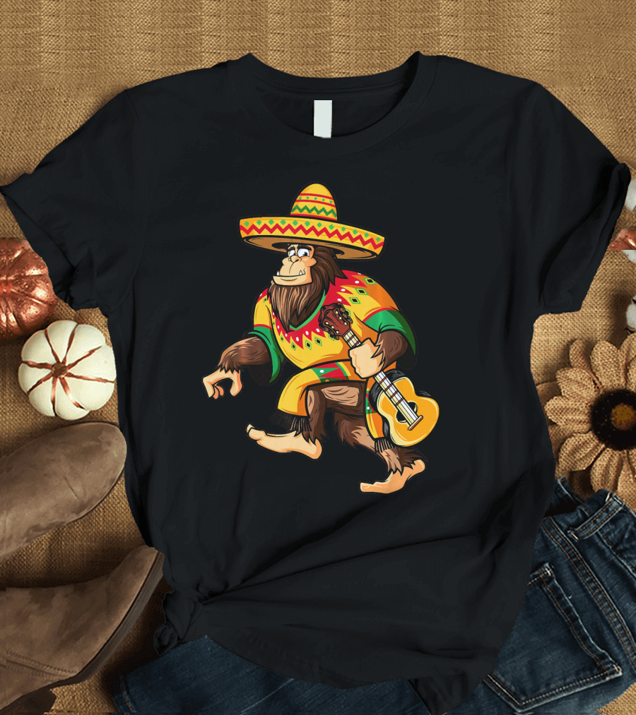 Funny Bigfoot El Squatcho Cinco De Mayo Sombrero Guitar T-Shirt
