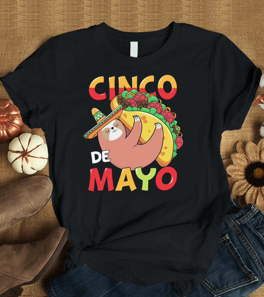 Cinco De Mayo Sloth with Sombrero and Taco T-Shirt