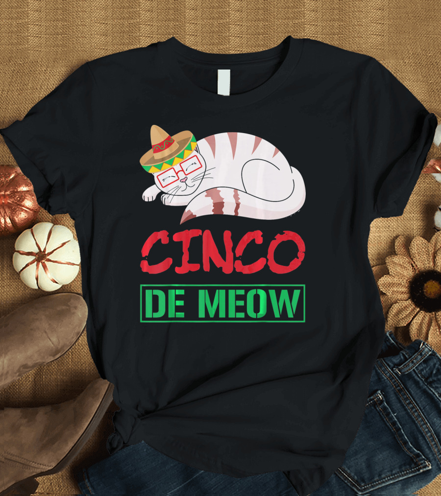Cinco De Meow Funny Kitty with Sombrero Celebrating Mexican Holiday T-Shirt
