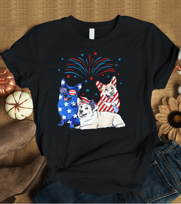 T-Shirt: American Flag USA 4th of July Corgi Patriotic Fireworks Celebration Dog Trio T-Shirt American Flag USA 4th of July Corgi Patriotic Fireworks Celebration Dog Trio T-Shirt