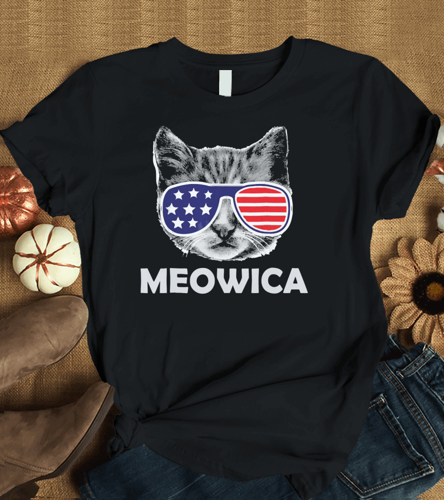 Meowica 4th of July Cat with Patriotic Sunglasses T-Shirt