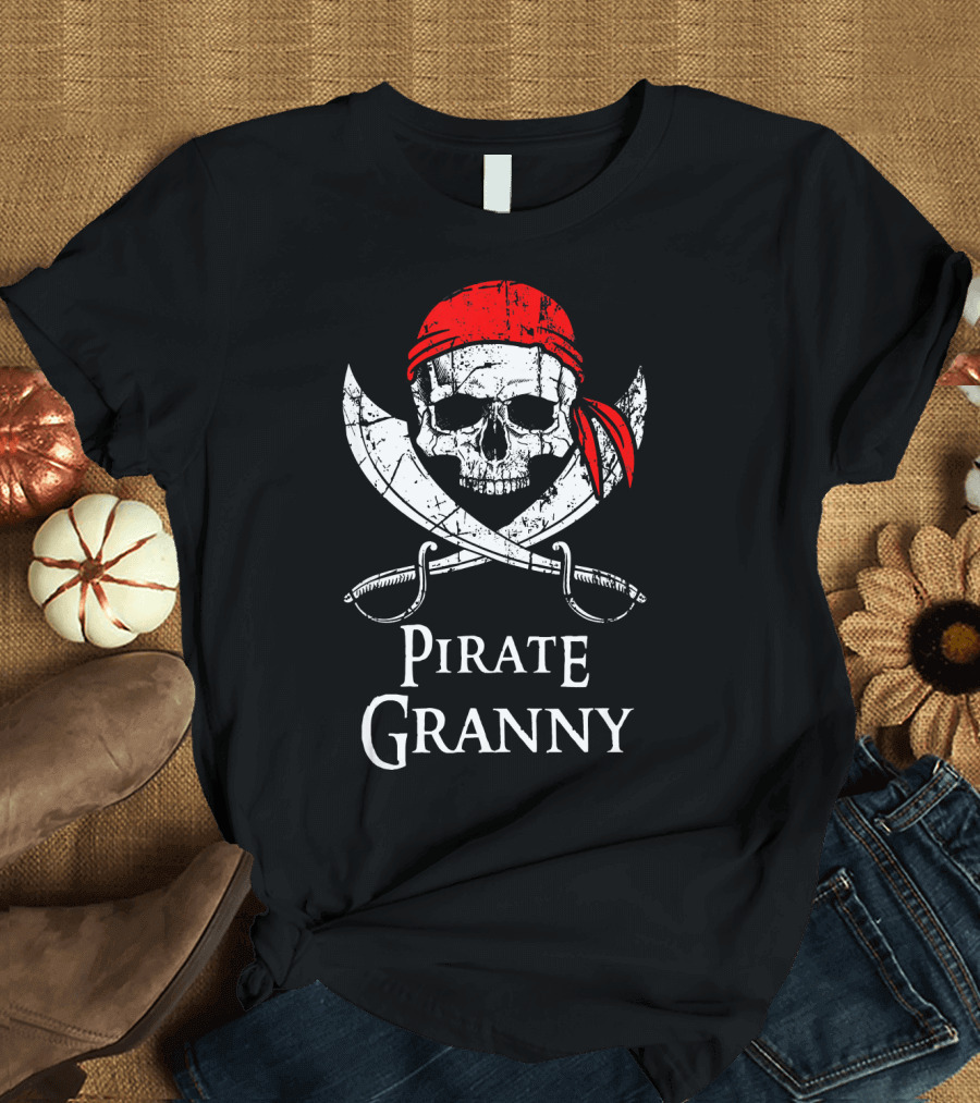 Pirate Granny Skull Red Bandana Crossed Swords T-Shirt