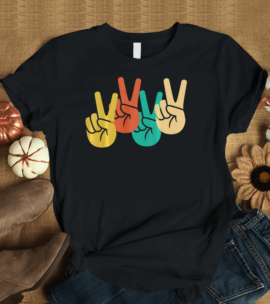 Retro Vintage Peace Love 60s 70s Colorful Peace Sign Hands T-Shirt