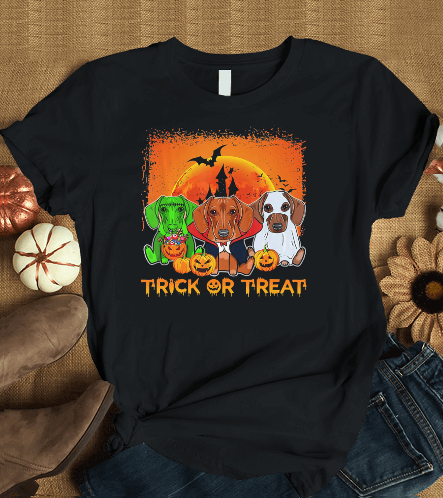 Halloween Dachshund Trio Trick or Treat with Pumpkins and Moon Background T-Shirt