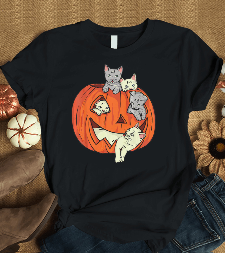 Cats in Jack O Lantern Pumpkin Halloween Scene T-Shirt