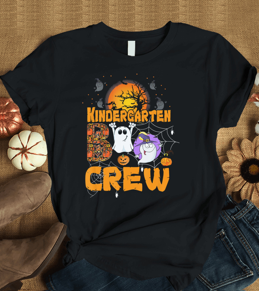 Kindergarten Boo Crew Halloween Teacher Ghosts Pumpkin Moon T-Shirt