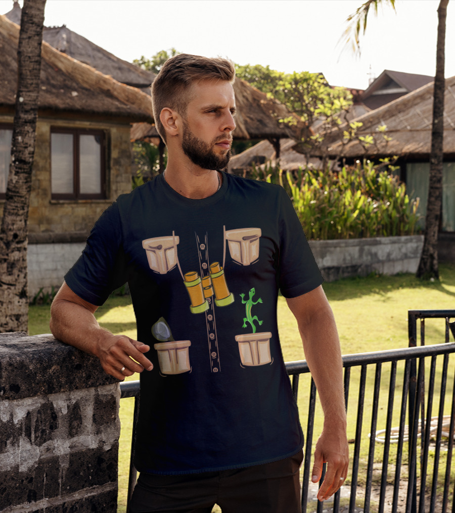 Halloween Animal Zookeeper Jungle Safari Binoculars Lizard Costume T-Shirt