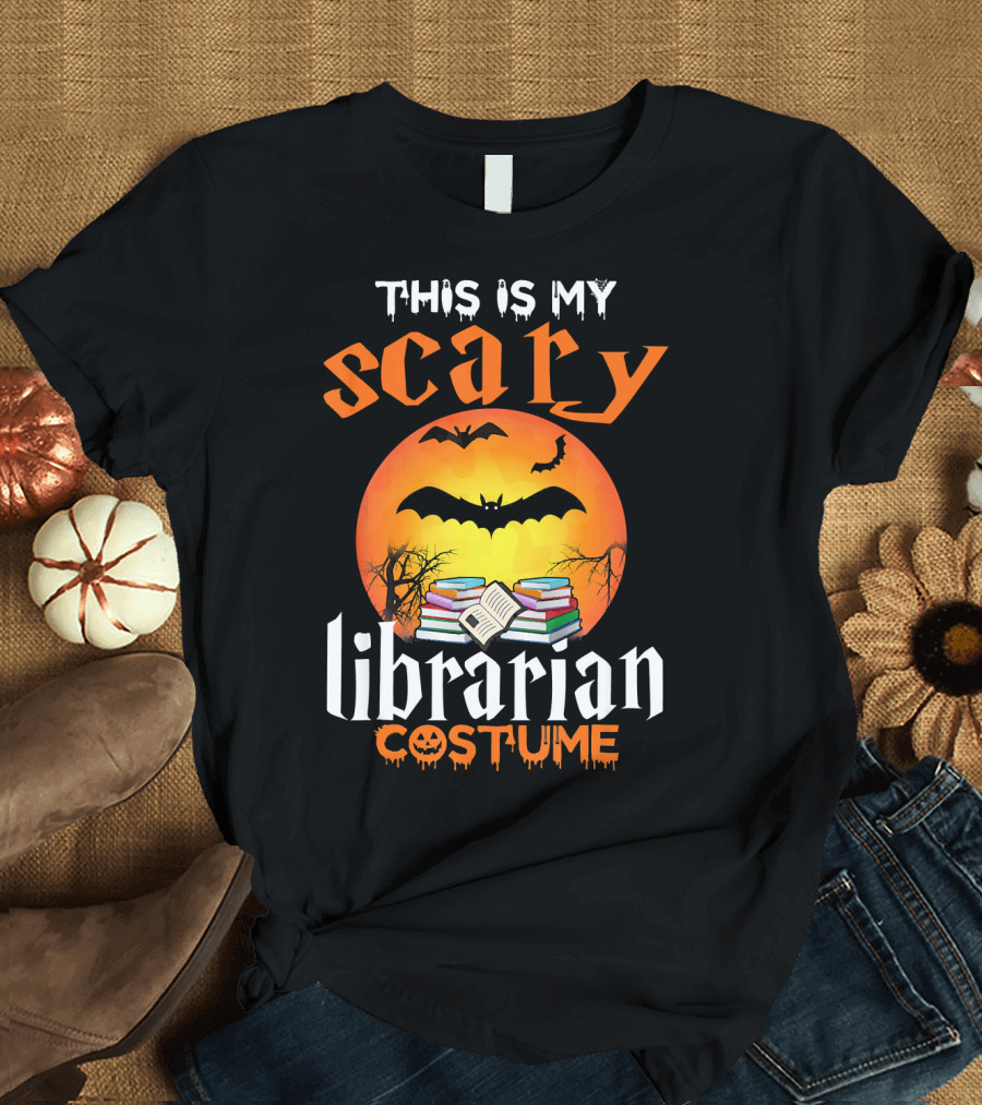 This Is My Scary Librarian Costume Halloween Books Bats Orange Moon T-Shirt