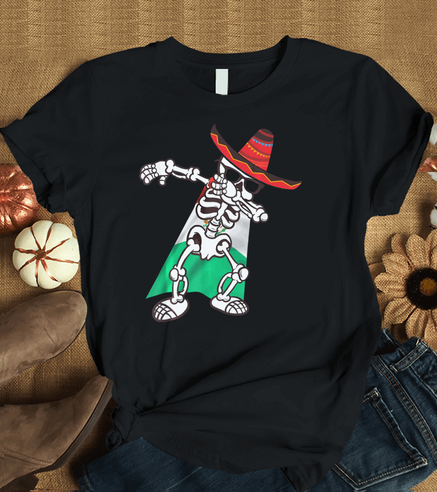 Cinco De Mayo Skeleton Dabbing with Sombrero and Mexican Flag Cape T-Shirt