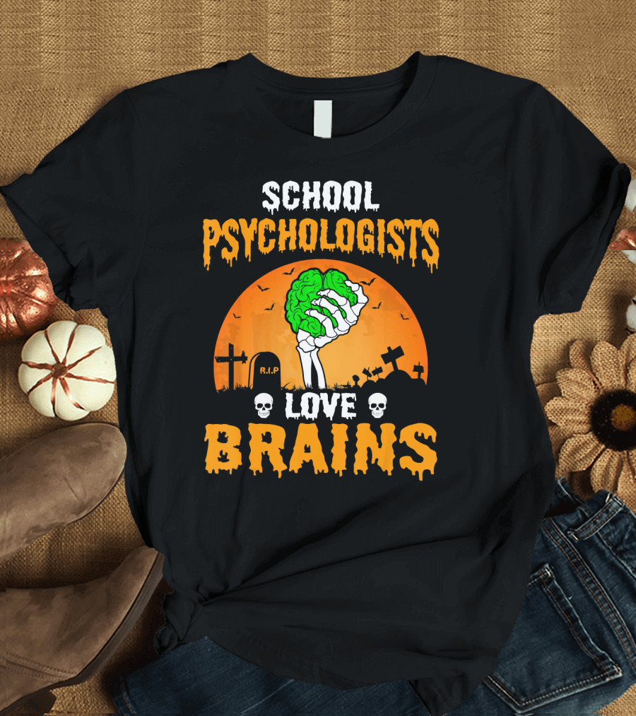 School Psychologists Love Brains Zombie Graveyard T-Shirt