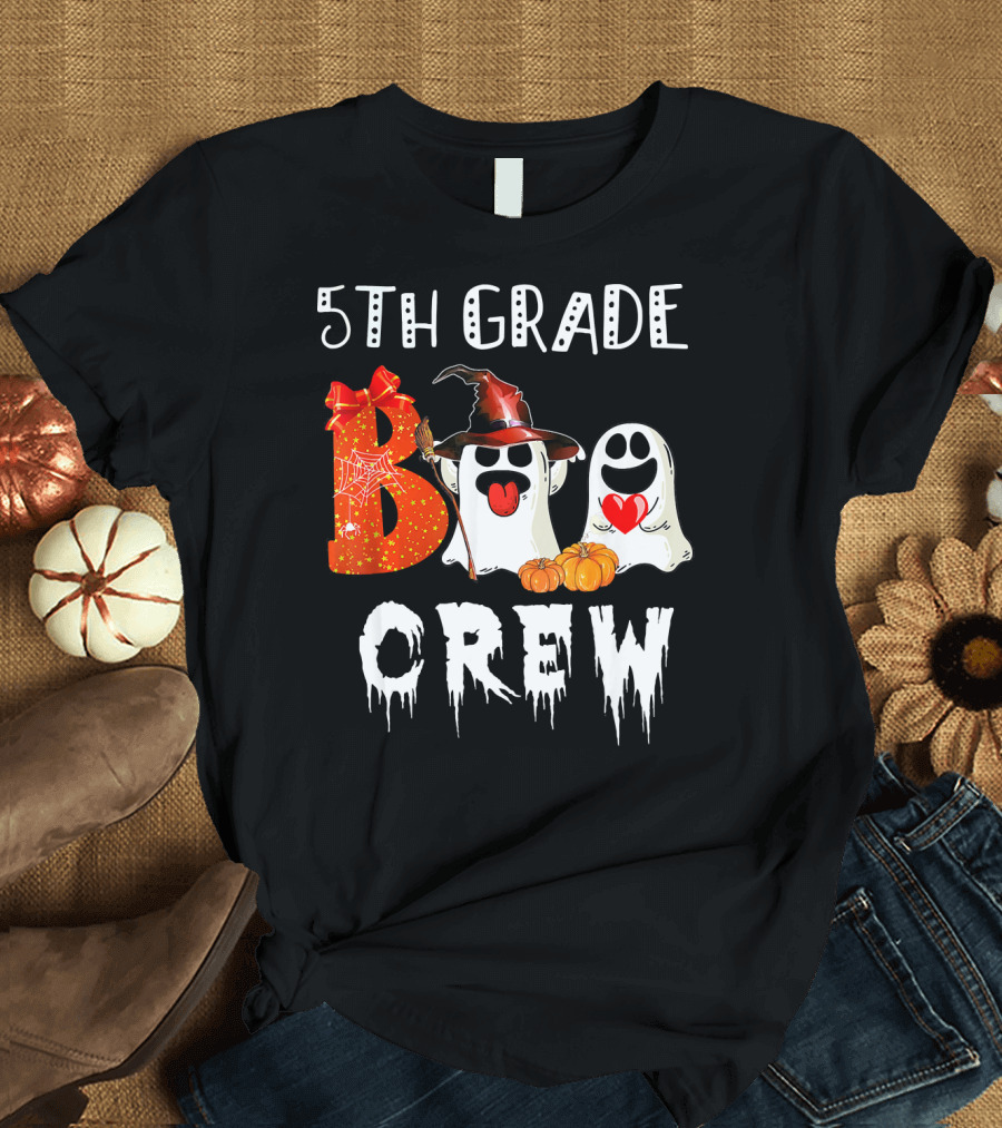 5Th Grade Boo Crew Halloween Ghosts with Witch Hat and Pumpkins T-Shirt