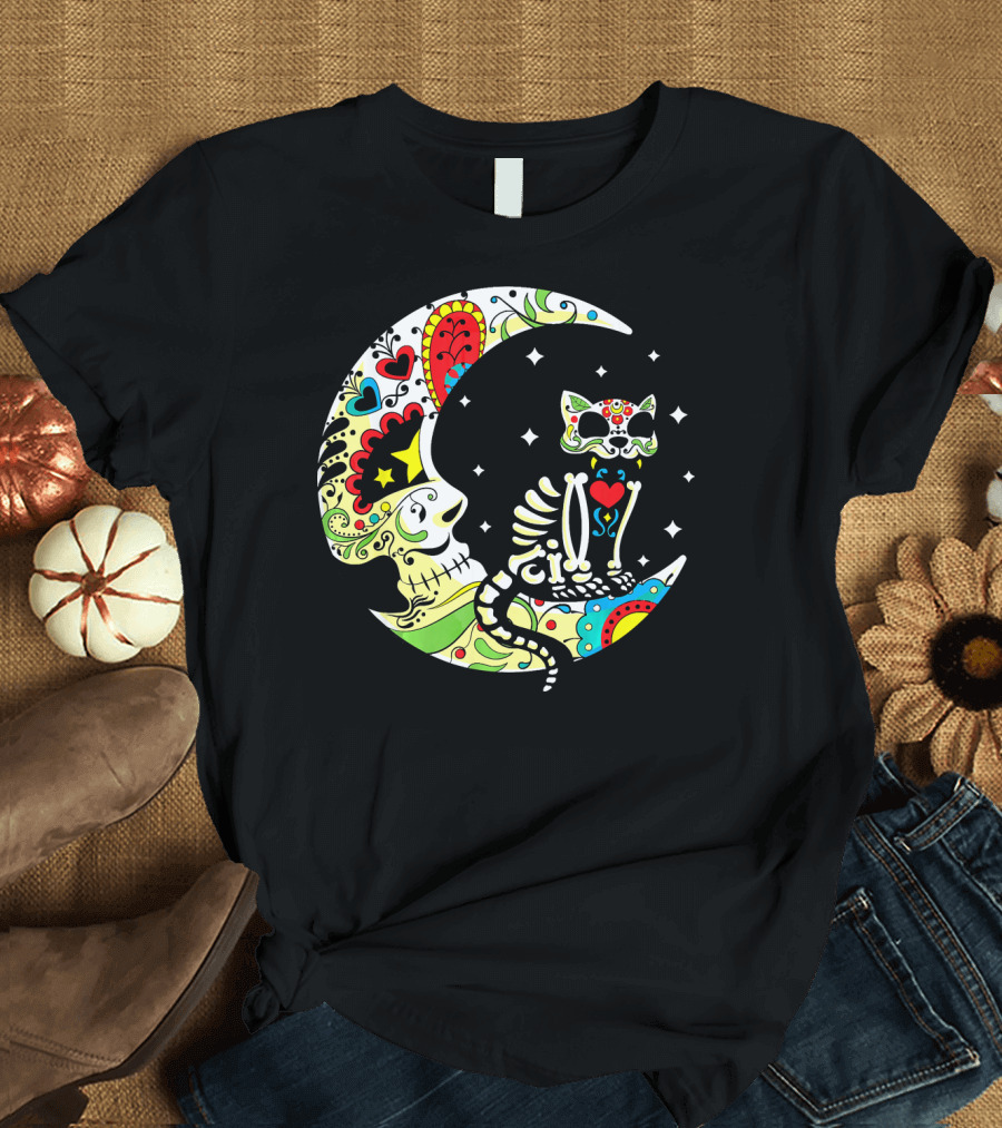 Dia de Los Muertos Halloween Sugar Skull Cat on Crescent Moon T-Shirt