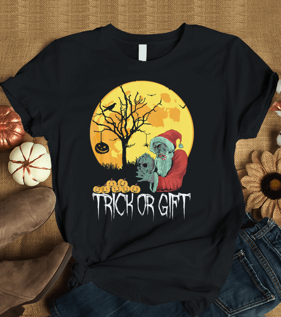 Trick Or Scary Gift Santa Moon Pumpkin Scene T-Shirt