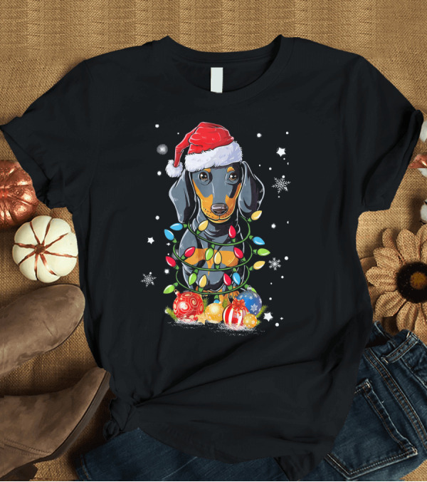T-Shirt: Dachshund Wrapped in Christmas Lights with Santa Hat and Ornaments T-Shirt Dachshund Wrapped in Christmas Lights with Santa Hat and Ornaments T-Shirt